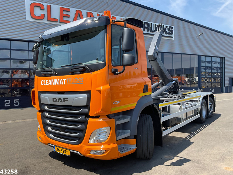 DAF FAN CF 430 VDL 21 Ton haakarmsysteem - Kamion s kukastom dizalicom: slika DAF FAN CF 430 VDL 21 Ton haakarmsysteem - Kamion s kukastom dizalicom DAF FAN CF 430 VDL 21 Ton haakarmsysteem - Kamion s kukastom dizalicom: slika DAF FAN CF 430 VDL 21 Ton haakarmsysteem - Kamion s kukastom dizalicom