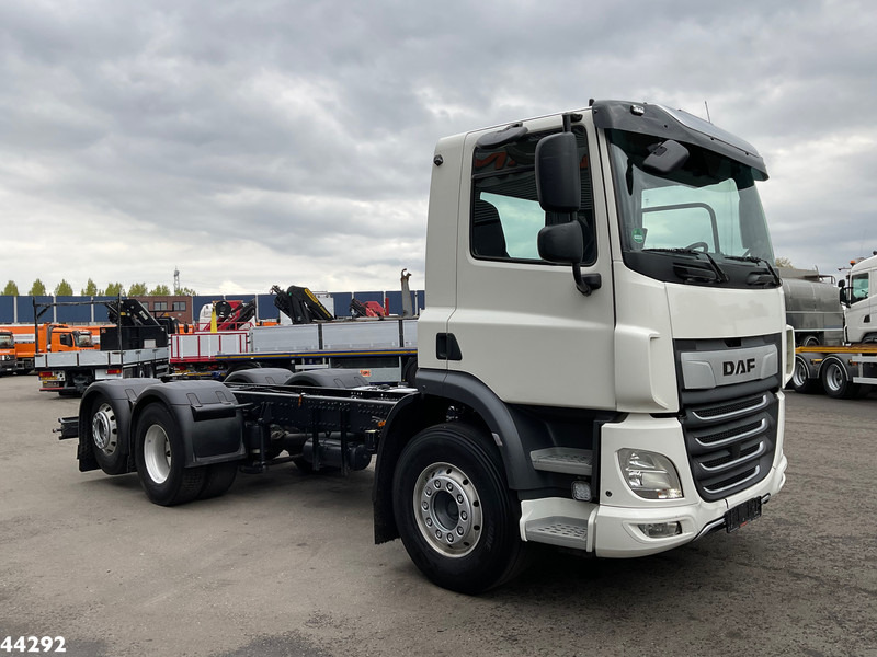 DAF FAN CF 450 Euro 6 Chassis Cabine - Kamion-šasija: slika DAF FAN CF 450 Euro 6 Chassis Cabine - Kamion-šasija DAF FAN CF 450 Euro 6 Chassis Cabine - Kamion-šasija: slika DAF FAN CF 450 Euro 6 Chassis Cabine - Kamion-šasija