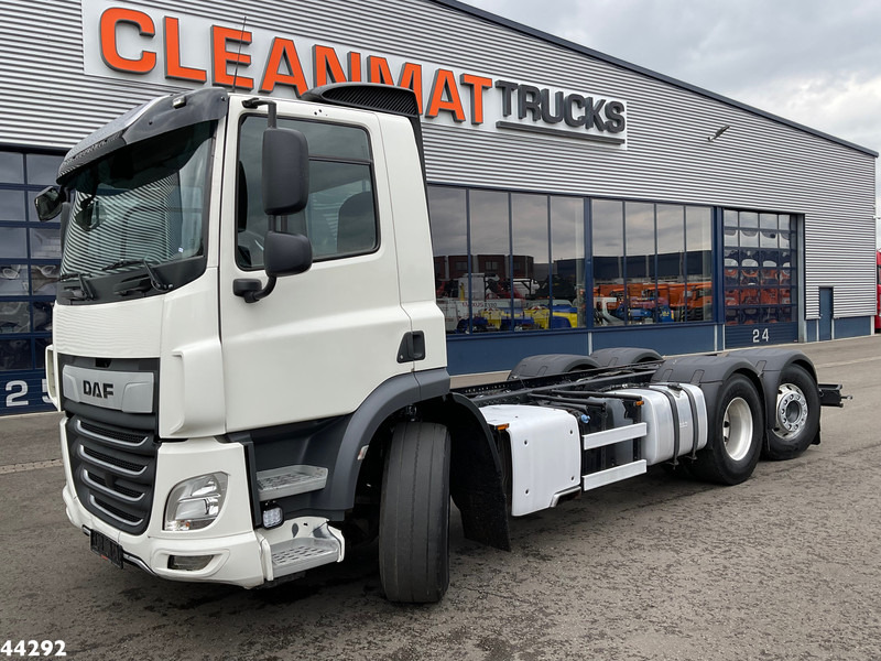 DAF FAN CF 450 Euro 6 Chassis Cabine - Kamion-šasija: slika DAF FAN CF 450 Euro 6 Chassis Cabine - Kamion-šasija DAF FAN CF 450 Euro 6 Chassis Cabine - Kamion-šasija: slika DAF FAN CF 450 Euro 6 Chassis Cabine - Kamion-šasija