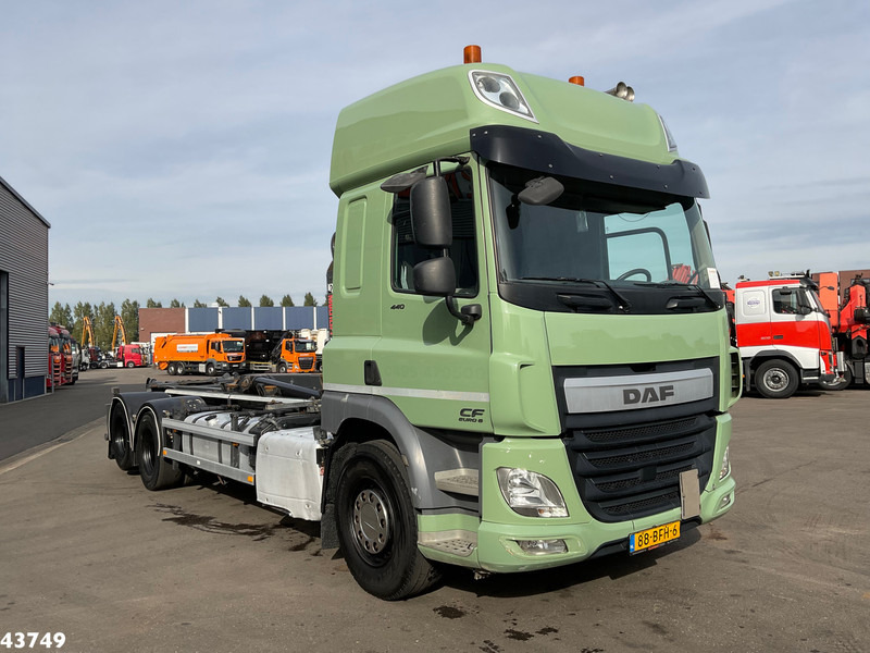 DAF FAS CF 440 Euro 6 Hiab 21 Ton haakarmsysteem - Kamion s kukastom dizalicom: slika DAF FAS CF 440 Euro 6 Hiab 21 Ton haakarmsysteem - Kamion s kukastom dizalicom DAF FAS CF 440 Euro 6 Hiab 21 Ton haakarmsysteem - Kamion s kukastom dizalicom: slika DAF FAS CF 440 Euro 6 Hiab 21 Ton haakarmsysteem - Kamion s kukastom dizalicom