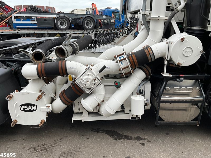 DAF FT 105 XF 460 Just 196.550 km + IPSAM 18m³ Combi oplegger - Vakum kamion: slika DAF FT 105 XF 460 Just 196.550 km + IPSAM 18m³ Combi oplegger - Vakum kamion DAF FT 105 XF 460 Just 196.550 km + IPSAM 18m³ Combi oplegger - Vakum kamion: slika DAF FT 105 XF 460 Just 196.550 km + IPSAM 18m³ Combi oplegger - Vakum kamion