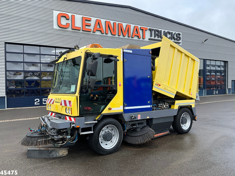 Dulevo 5020 S with 3-rd brush - Cestovna čistilica: slika Dulevo 5020 S with 3-rd brush - Cestovna čistilica Dulevo 5020 S with 3-rd brush - Cestovna čistilica: slika Dulevo 5020 S with 3-rd brush - Cestovna čistilica