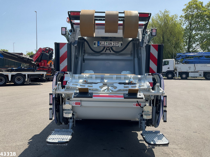 FUSO Canter Terberg 7m³ - Kamion za odvoz smeća: slika FUSO Canter Terberg 7m³ - Kamion za odvoz smeća FUSO Canter Terberg 7m³ - Kamion za odvoz smeća: slika FUSO Canter Terberg 7m³ - Kamion za odvoz smeća