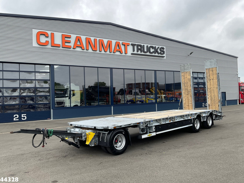 Humbaur 3-assige aanhangwagen met oprijrampen - Prikolica za prijevoz automobila: slika Humbaur 3-assige aanhangwagen met oprijrampen - Prikolica za prijevoz automobila Humbaur 3-assige aanhangwagen met oprijrampen - Prikolica za prijevoz automobila: slika Humbaur 3-assige aanhangwagen met oprijrampen - Prikolica za prijevoz automobila