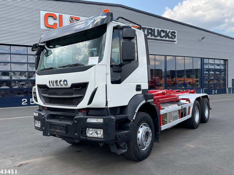 Iveco AD260T 6x4 Euro 6 AJK 20 haakarmsysteem - Kamion s kukastom dizalicom: slika Iveco AD260T 6x4 Euro 6 AJK 20 haakarmsysteem - Kamion s kukastom dizalicom Iveco AD260T 6x4 Euro 6 AJK 20 haakarmsysteem - Kamion s kukastom dizalicom: slika Iveco AD260T 6x4 Euro 6 AJK 20 haakarmsysteem - Kamion s kukastom dizalicom
