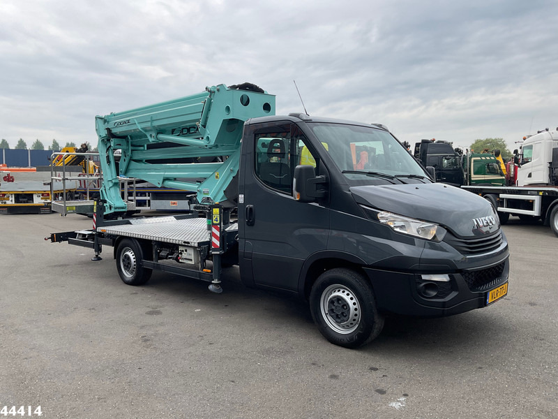 Kamion Iveco Daily 35S12 20 Meter hoogwerker + JIB Just 6.039 km!: slika Kamion Iveco Daily 35S12 20 Meter hoogwerker + JIB Just 6.039 km!