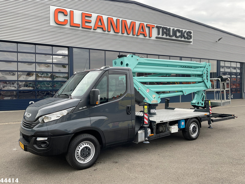 Iveco Daily 35S12 20 Meter hoogwerker + JIB Just 6.039 km! - Kamion: slika Iveco Daily 35S12 20 Meter hoogwerker + JIB Just 6.039 km! - Kamion Iveco Daily 35S12 20 Meter hoogwerker + JIB Just 6.039 km! - Kamion: slika Iveco Daily 35S12 20 Meter hoogwerker + JIB Just 6.039 km! - Kamion