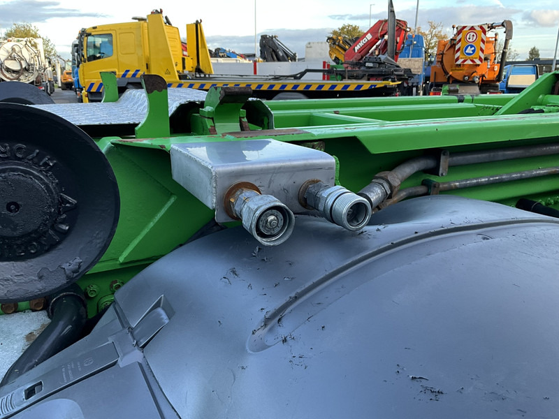 MAN TGA 41.440 8x4 Full Steel AJK 26 Ton haakarmsysteem + Laadplateau met Hiab 28 Tonmeter laadkraan - Kamion s kukastom dizalicom: slika MAN TGA 41.440 8x4 Full Steel AJK 26 Ton haakarmsysteem + Laadplateau met Hiab 28 Tonmeter laadkraan - Kamion s kukastom dizalicom MAN TGA 41.440 8x4 Full Steel AJK 26 Ton haakarmsysteem + Laadplateau met Hiab 28 Tonmeter laadkraan - Kamion s kukastom dizalicom: slika MAN TGA 41.440 8x4 Full Steel AJK 26 Ton haakarmsysteem + Laadplateau met Hiab 28 Tonmeter laadkraan - Kamion s kukastom dizalicom