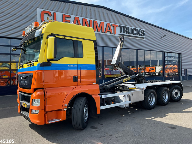 MAN TGX 35.440 Euro 6 8x4 26 Ton haakarmsysteem - Kamion s kukastom dizalicom: slika MAN TGX 35.440 Euro 6 8x4 26 Ton haakarmsysteem - Kamion s kukastom dizalicom MAN TGX 35.440 Euro 6 8x4 26 Ton haakarmsysteem - Kamion s kukastom dizalicom: slika MAN TGX 35.440 Euro 6 8x4 26 Ton haakarmsysteem - Kamion s kukastom dizalicom
