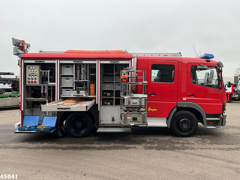 Mercedes-Benz Atego 976.05 Brandweer materiaalwagen Just 26.791 km! - Vatrogasno vozilo: slika Mercedes-Benz Atego 976.05 Brandweer materiaalwagen Just 26.791 km! - Vatrogasno vozilo Mercedes-Benz Atego 976.05 Brandweer materiaalwagen Just 26.791 km! - Vatrogasno vozilo: slika Mercedes-Benz Atego 976.05 Brandweer materiaalwagen Just 26.791 km! - Vatrogasno vozilo