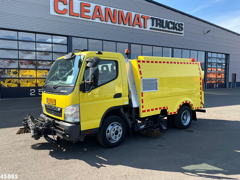 Mitsubishi Canter 7C15 Brock sweeper Just 94.095 km! - Cestovna čistilica: slika Mitsubishi Canter 7C15 Brock sweeper Just 94.095 km! - Cestovna čistilica Mitsubishi Canter 7C15 Brock sweeper Just 94.095 km! - Cestovna čistilica: slika Mitsubishi Canter 7C15 Brock sweeper Just 94.095 km! - Cestovna čistilica