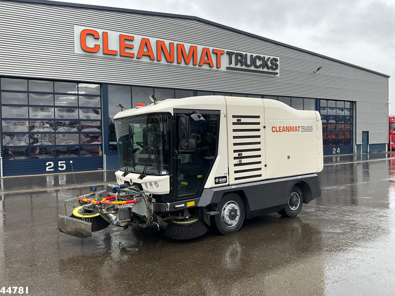 Ravo 540 CD Euro 6 with 3-rd brush - Cestovna čistilica: slika Ravo 540 CD Euro 6 with 3-rd brush - Cestovna čistilica Ravo 540 CD Euro 6 with 3-rd brush - Cestovna čistilica: slika Ravo 540 CD Euro 6 with 3-rd brush - Cestovna čistilica