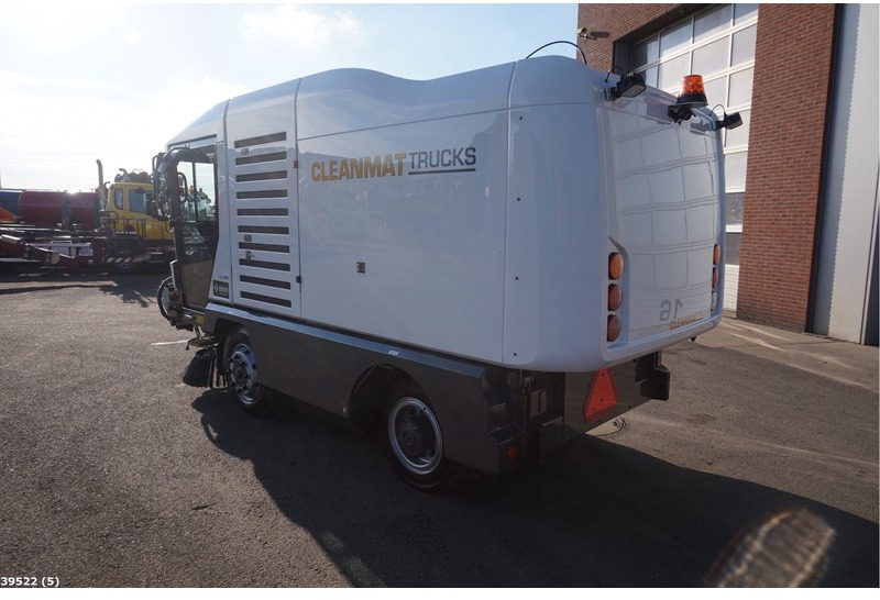 Ravo 540 CD with 3-rd brush - Cestovna čistilica: slika Ravo 540 CD with 3-rd brush - Cestovna čistilica Ravo 540 CD with 3-rd brush - Cestovna čistilica: slika Ravo 540 CD with 3-rd brush - Cestovna čistilica