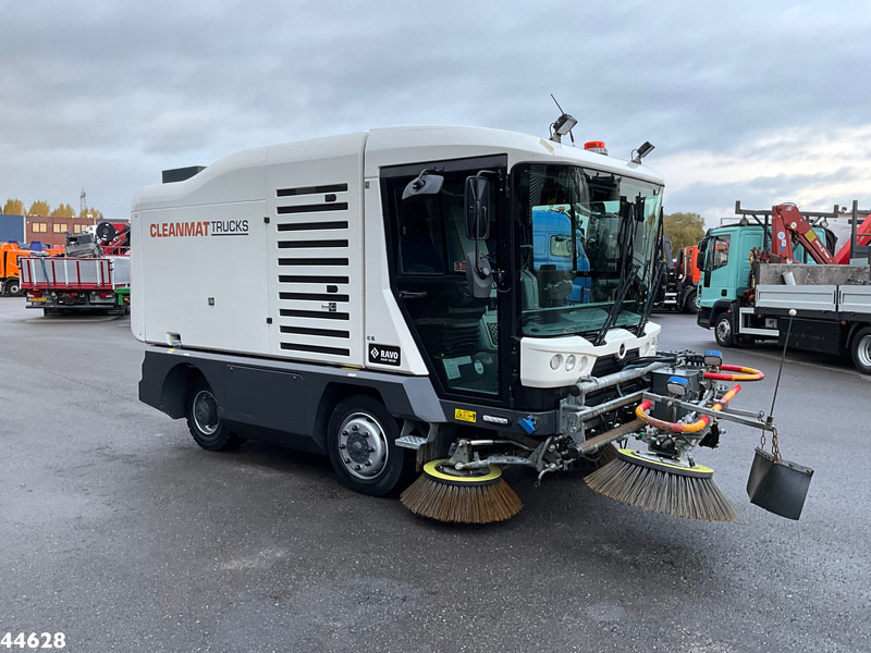 Ravo 540 Euro 6 with 3-rd brush - Cestovna čistilica: slika Ravo 540 Euro 6 with 3-rd brush - Cestovna čistilica Ravo 540 Euro 6 with 3-rd brush - Cestovna čistilica: slika Ravo 540 Euro 6 with 3-rd brush - Cestovna čistilica