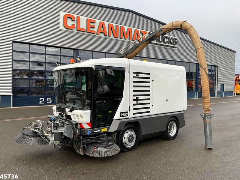 Ravo 540 Euro 6 with new 3-rd brush! - Cestovna čistilica: slika Ravo 540 Euro 6 with new 3-rd brush! - Cestovna čistilica Ravo 540 Euro 6 with new 3-rd brush! - Cestovna čistilica: slika Ravo 540 Euro 6 with new 3-rd brush! - Cestovna čistilica