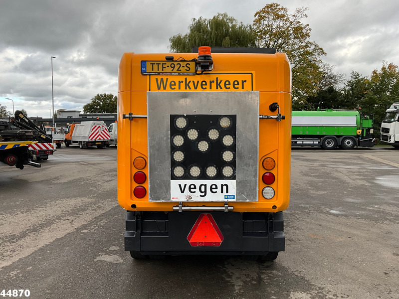 Ravo 540 with 3-rd brush - Cestovna čistilica: slika Ravo 540 with 3-rd brush - Cestovna čistilica Ravo 540 with 3-rd brush - Cestovna čistilica: slika Ravo 540 with 3-rd brush - Cestovna čistilica