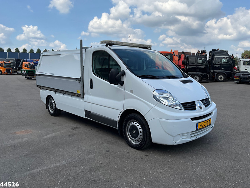Renault Trafic 2.0 dCi Veeg-vuil kipper - Kamion za odvoz smeća: slika Renault Trafic 2.0 dCi Veeg-vuil kipper - Kamion za odvoz smeća Renault Trafic 2.0 dCi Veeg-vuil kipper - Kamion za odvoz smeća: slika Renault Trafic 2.0 dCi Veeg-vuil kipper - Kamion za odvoz smeća