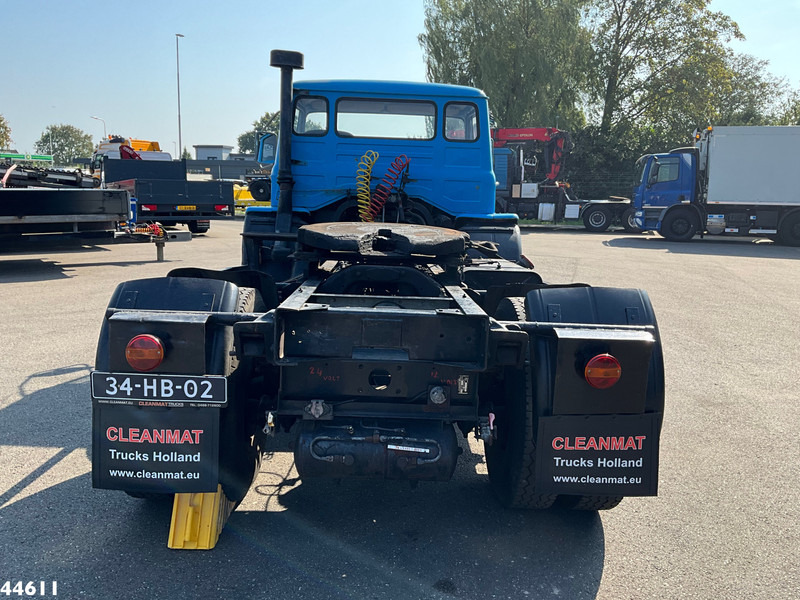 Ford DA 2817 - Tegljač: slika Ford DA 2817 - Tegljač Ford DA 2817 - Tegljač: slika Ford DA 2817 - Tegljač