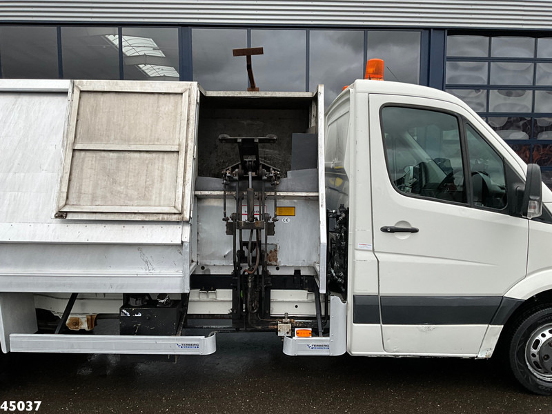 Volkswagen Crafter 2.5 TDI Terberg zijlader Just 115.247 Km! - Kamion za odvoz smeća: slika Volkswagen Crafter 2.5 TDI Terberg zijlader Just 115.247 Km! - Kamion za odvoz smeća Volkswagen Crafter 2.5 TDI Terberg zijlader Just 115.247 Km! - Kamion za odvoz smeća: slika Volkswagen Crafter 2.5 TDI Terberg zijlader Just 115.247 Km! - Kamion za odvoz smeća