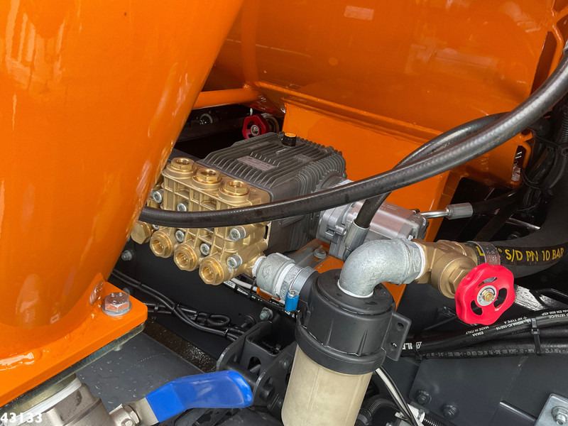Vakum kamion Volvo FE 320 DHM 8m³ Kolkenzuiger: slika Vakum kamion Volvo FE 320 DHM 8m³ Kolkenzuiger