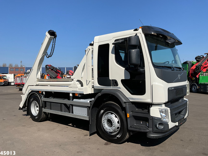 Volvo FE 350 Hyvalift 14 Ton portaalarmsysteem - Utovarivač s proklizavajućim upravljanjem: slika Volvo FE 350 Hyvalift 14 Ton portaalarmsysteem - Utovarivač s proklizavajućim upravljanjem Volvo FE 350 Hyvalift 14 Ton portaalarmsysteem - Utovarivač s proklizavajućim upravljanjem: slika Volvo FE 350 Hyvalift 14 Ton portaalarmsysteem - Utovarivač s proklizavajućim upravljanjem