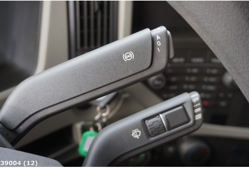 Kamion za odvoz smeća Volvo FM 330: slika Kamion za odvoz smeća Volvo FM 330