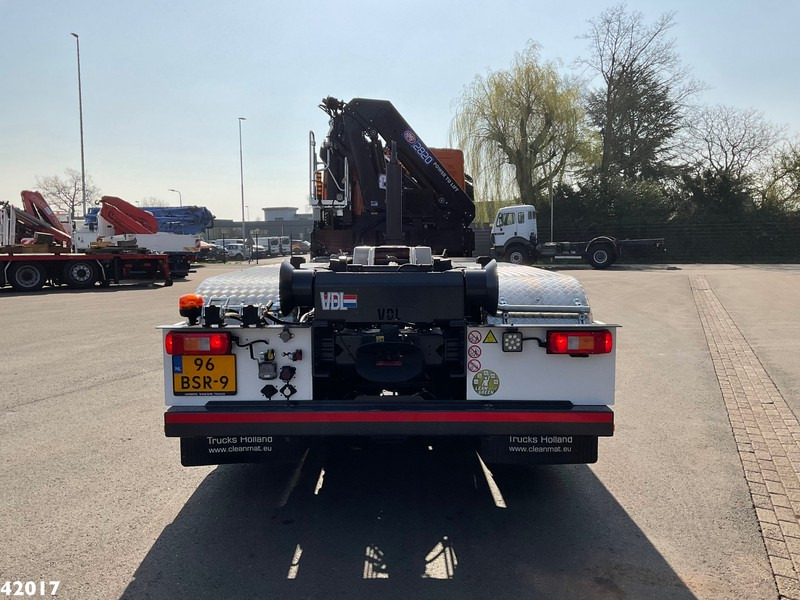 Volvo FM 420 8x2 HMF 28 Tonmeter laadkraan - Kamion s kukastom dizalicom, Kamion s kranom: slika Volvo FM 420 8x2 HMF 28 Tonmeter laadkraan - Kamion s kukastom dizalicom, Kamion s kranom Volvo FM 420 8x2 HMF 28 Tonmeter laadkraan - Kamion s kukastom dizalicom, Kamion s kranom: slika Volvo FM 420 8x2 HMF 28 Tonmeter laadkraan - Kamion s kukastom dizalicom, Kamion s kranom