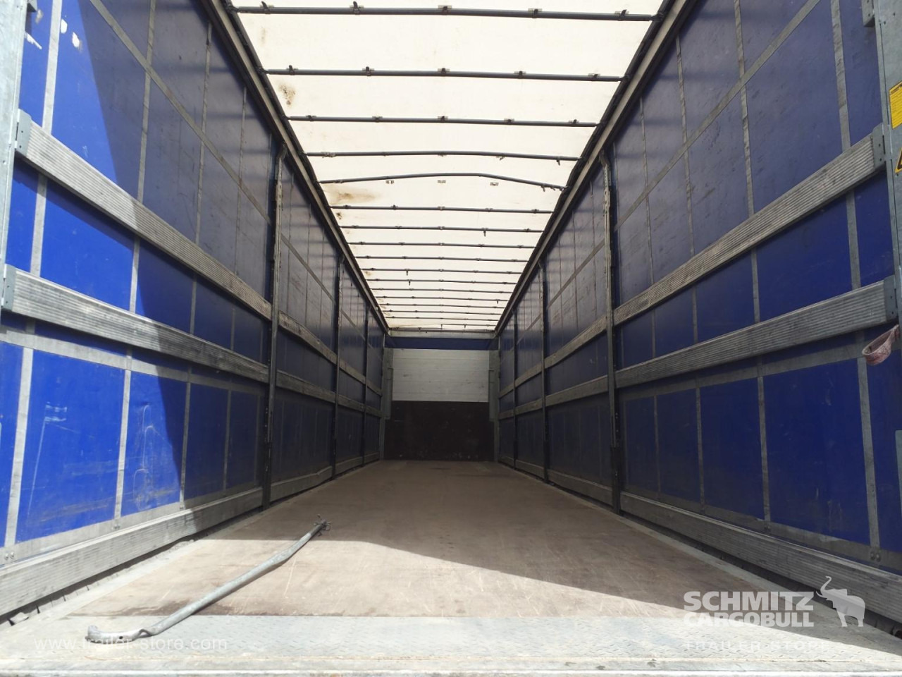 SCHMITZ Curtainsider Standard - Poluprikolica s ceradom: slika SCHMITZ Curtainsider Standard - Poluprikolica s ceradom SCHMITZ Curtainsider Standard - Poluprikolica s ceradom: slika SCHMITZ Curtainsider Standard - Poluprikolica s ceradom
