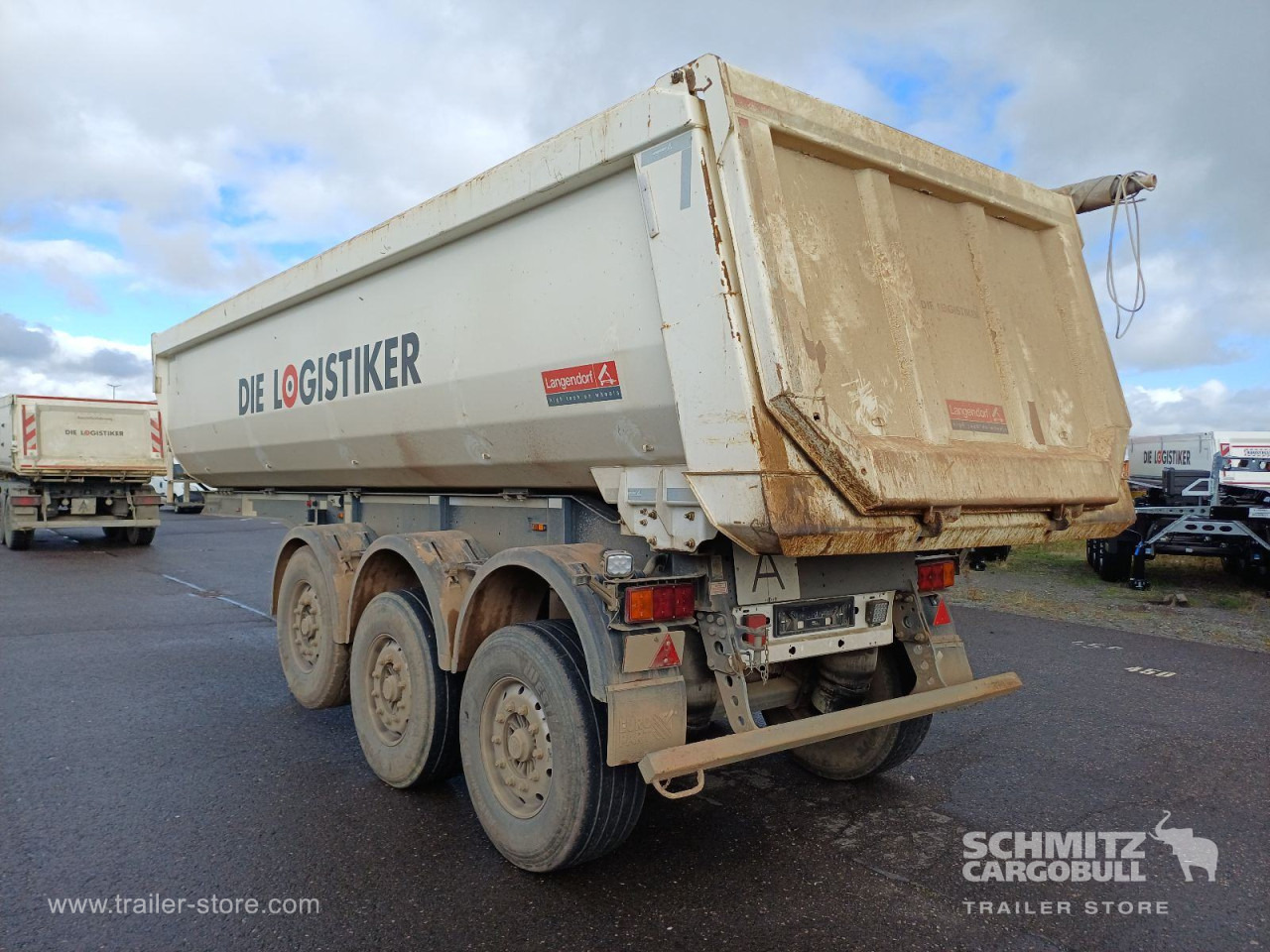LANGENDORF Auflieger Kipper Stahlrundmulde 24m³ - Kiper poluprikolica: slika LANGENDORF Auflieger Kipper Stahlrundmulde 24m³ - Kiper poluprikolica LANGENDORF Auflieger Kipper Stahlrundmulde 24m³ - Kiper poluprikolica: slika LANGENDORF Auflieger Kipper Stahlrundmulde 24m³ - Kiper poluprikolica