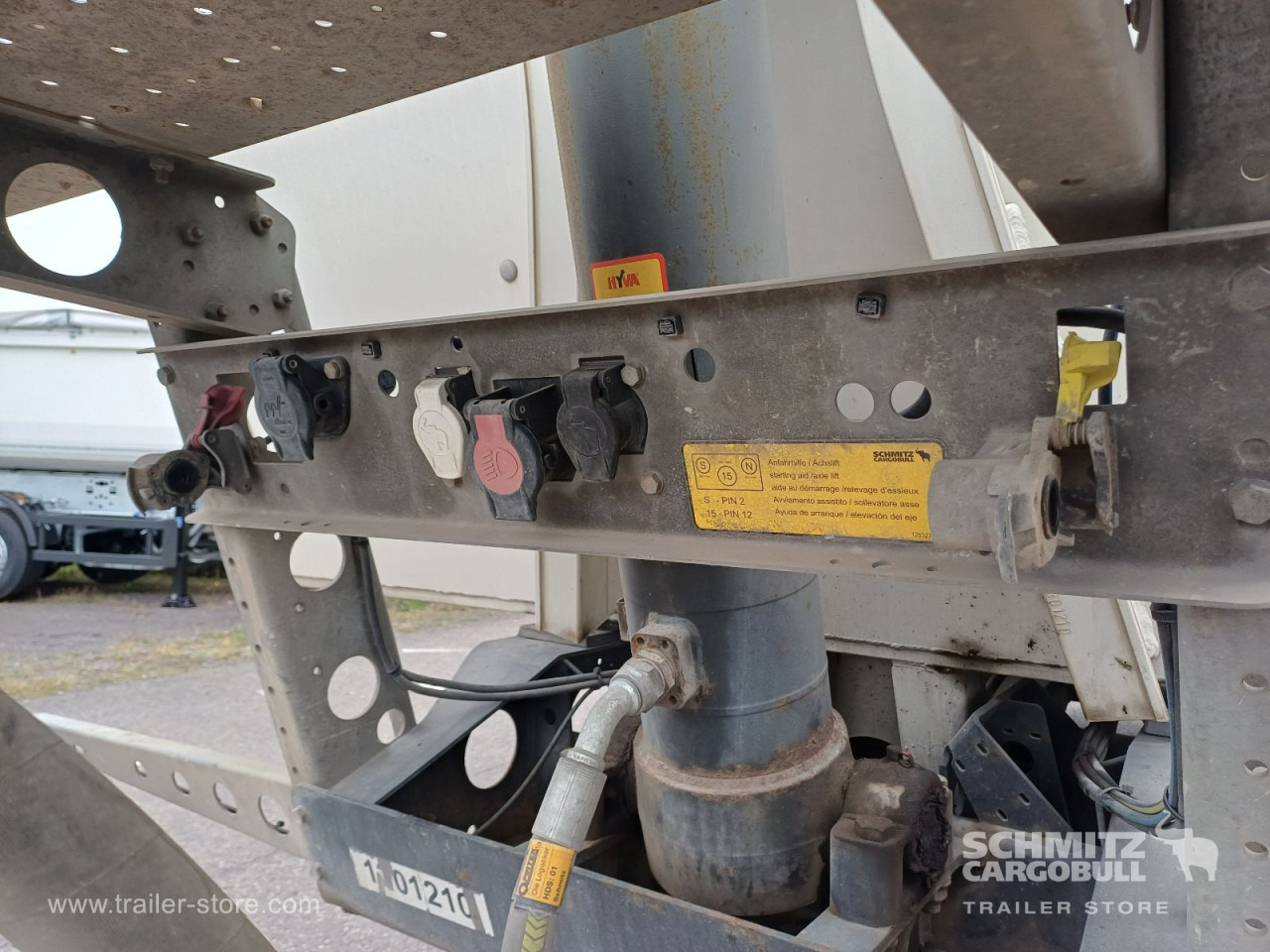 Kiper poluprikolica SCHMITZ Auflieger Kipper Alukastenmulde 24m³: slika Kiper poluprikolica SCHMITZ Auflieger Kipper Alukastenmulde 24m³