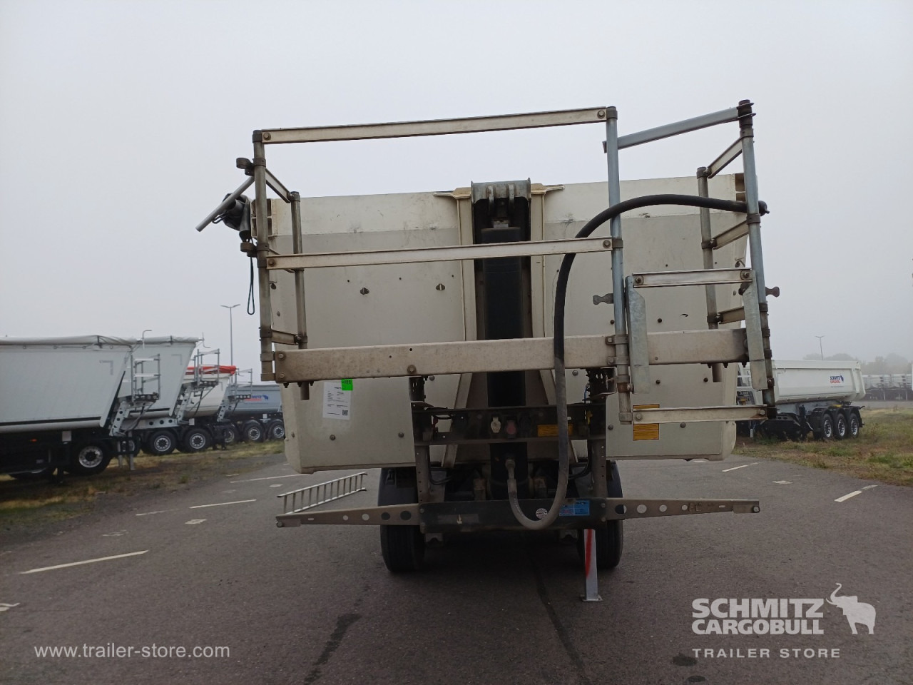 Kiper poluprikolica SCHMITZ Auflieger Kipper Alukastenmulde 24m³: slika Kiper poluprikolica SCHMITZ Auflieger Kipper Alukastenmulde 24m³