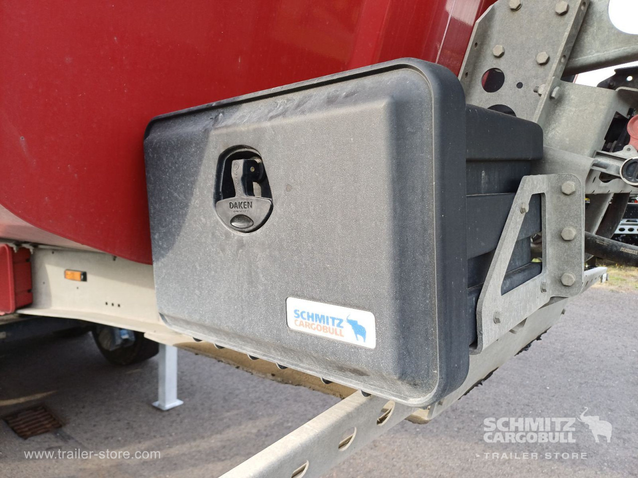 SCHMITZ Auflieger Kipper Stahlrundmulde 28m³ - Kiper poluprikolica: slika SCHMITZ Auflieger Kipper Stahlrundmulde 28m³ - Kiper poluprikolica SCHMITZ Auflieger Kipper Stahlrundmulde 28m³ - Kiper poluprikolica: slika SCHMITZ Auflieger Kipper Stahlrundmulde 28m³ - Kiper poluprikolica