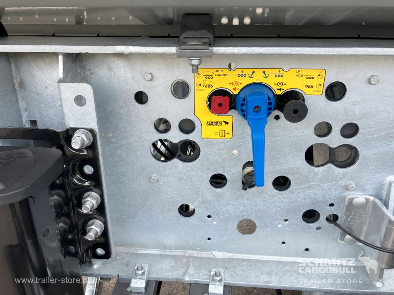 SCHMITZ Auflieger Kipper Stahlrundmulde 29m³ - Kiper poluprikolica: slika SCHMITZ Auflieger Kipper Stahlrundmulde 29m³ - Kiper poluprikolica SCHMITZ Auflieger Kipper Stahlrundmulde 29m³ - Kiper poluprikolica: slika SCHMITZ Auflieger Kipper Stahlrundmulde 29m³ - Kiper poluprikolica