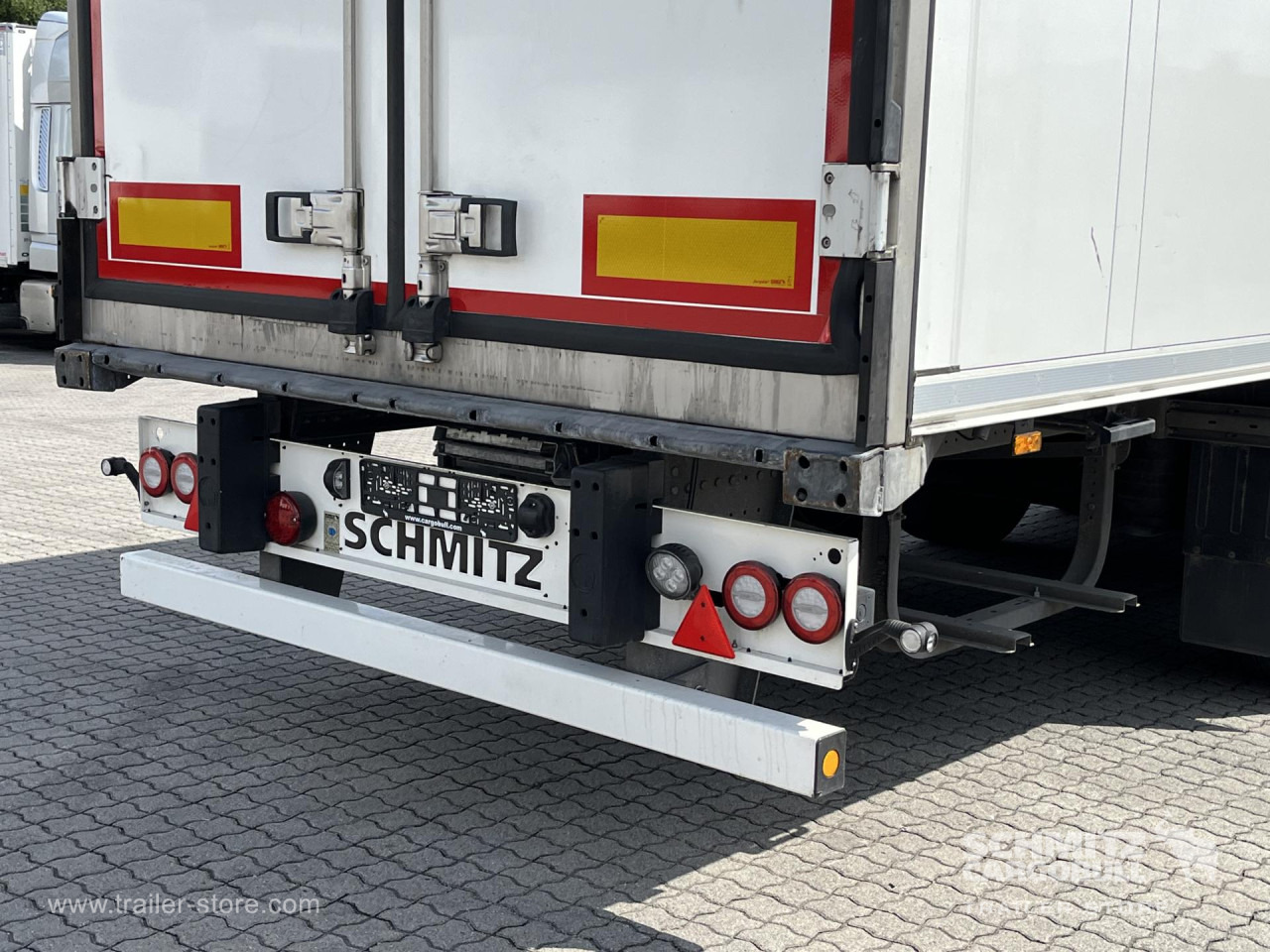 SCHMITZ Auflieger Tiefkühler Standard Double deck - Izotermna poluprikolica: slika SCHMITZ Auflieger Tiefkühler Standard Double deck - Izotermna poluprikolica SCHMITZ Auflieger Tiefkühler Standard Double deck - Izotermna poluprikolica: slika SCHMITZ Auflieger Tiefkühler Standard Double deck - Izotermna poluprikolica