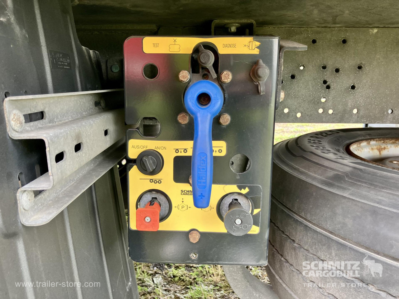 SCHMITZ Auflieger Tiefkühler Standard Double deck - Izotermna poluprikolica: slika SCHMITZ Auflieger Tiefkühler Standard Double deck - Izotermna poluprikolica SCHMITZ Auflieger Tiefkühler Standard Double deck - Izotermna poluprikolica: slika SCHMITZ Auflieger Tiefkühler Standard Double deck - Izotermna poluprikolica