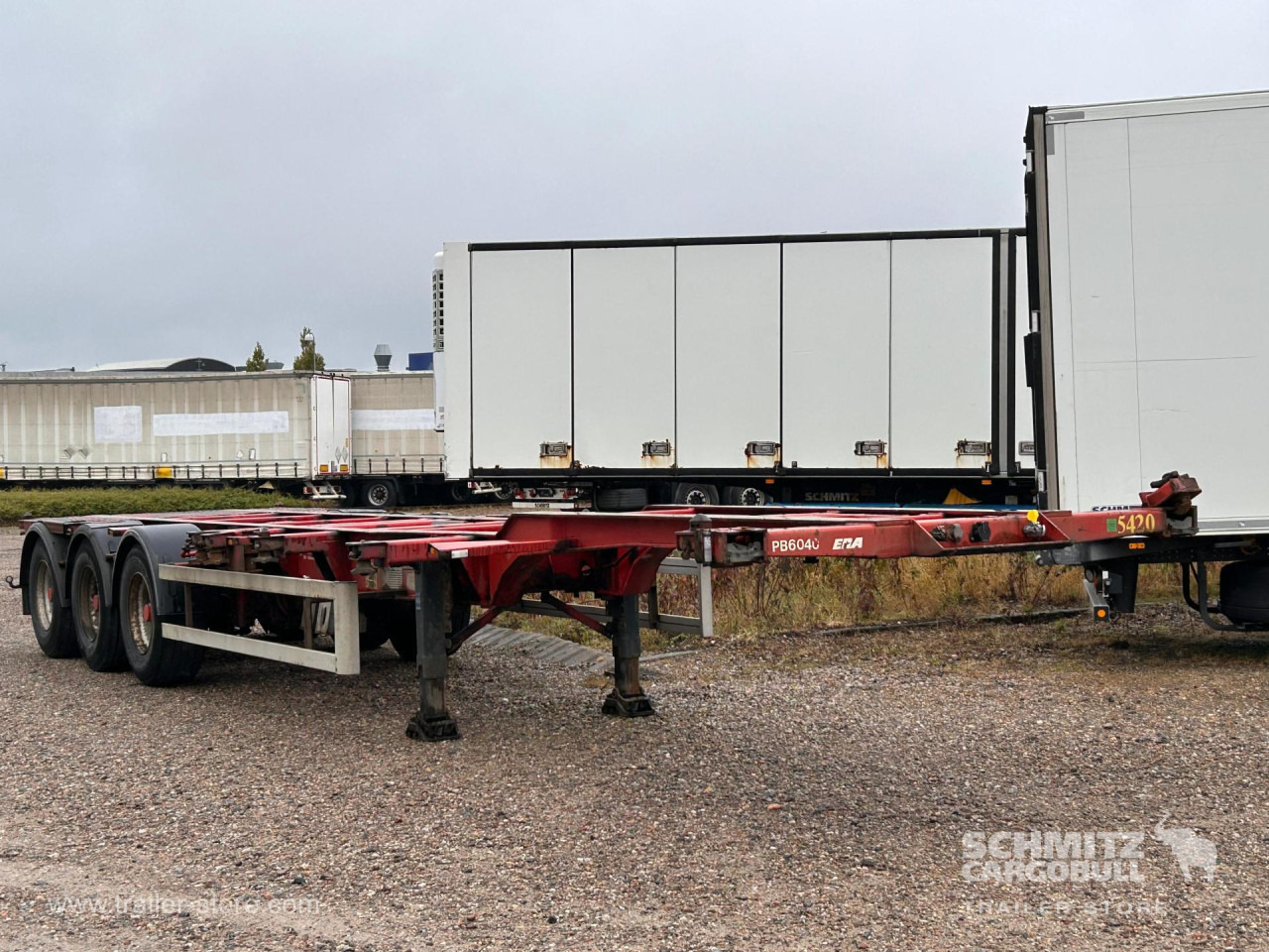 SCHMITZ Containerchassis Standard - Transporter kontejnera/ Poluprikolica s izmjenjivim sanducima: slika SCHMITZ Containerchassis Standard - Transporter kontejnera/ Poluprikolica s izmjenjivim sanducima SCHMITZ Containerchassis Standard - Transporter kontejnera/ Poluprikolica s izmjenjivim sanducima: slika SCHMITZ Containerchassis Standard - Transporter kontejnera/ Poluprikolica s izmjenjivim sanducima
