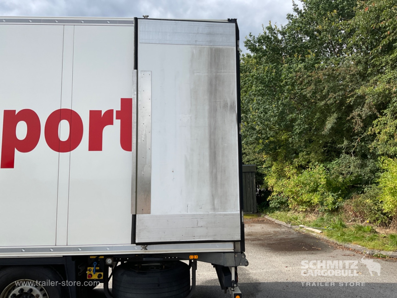 SCHMITZ Reefer Standard Double deck - Izotermna poluprikolica: slika SCHMITZ Reefer Standard Double deck - Izotermna poluprikolica SCHMITZ Reefer Standard Double deck - Izotermna poluprikolica: slika SCHMITZ Reefer Standard Double deck - Izotermna poluprikolica