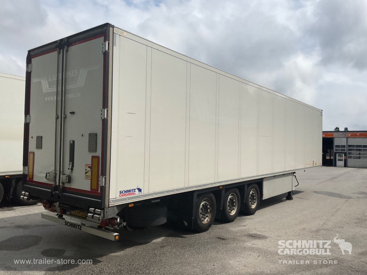 Izotermna poluprikolica SCHMITZ Reefer Standard Double deck: slika Izotermna poluprikolica SCHMITZ Reefer Standard Double deck