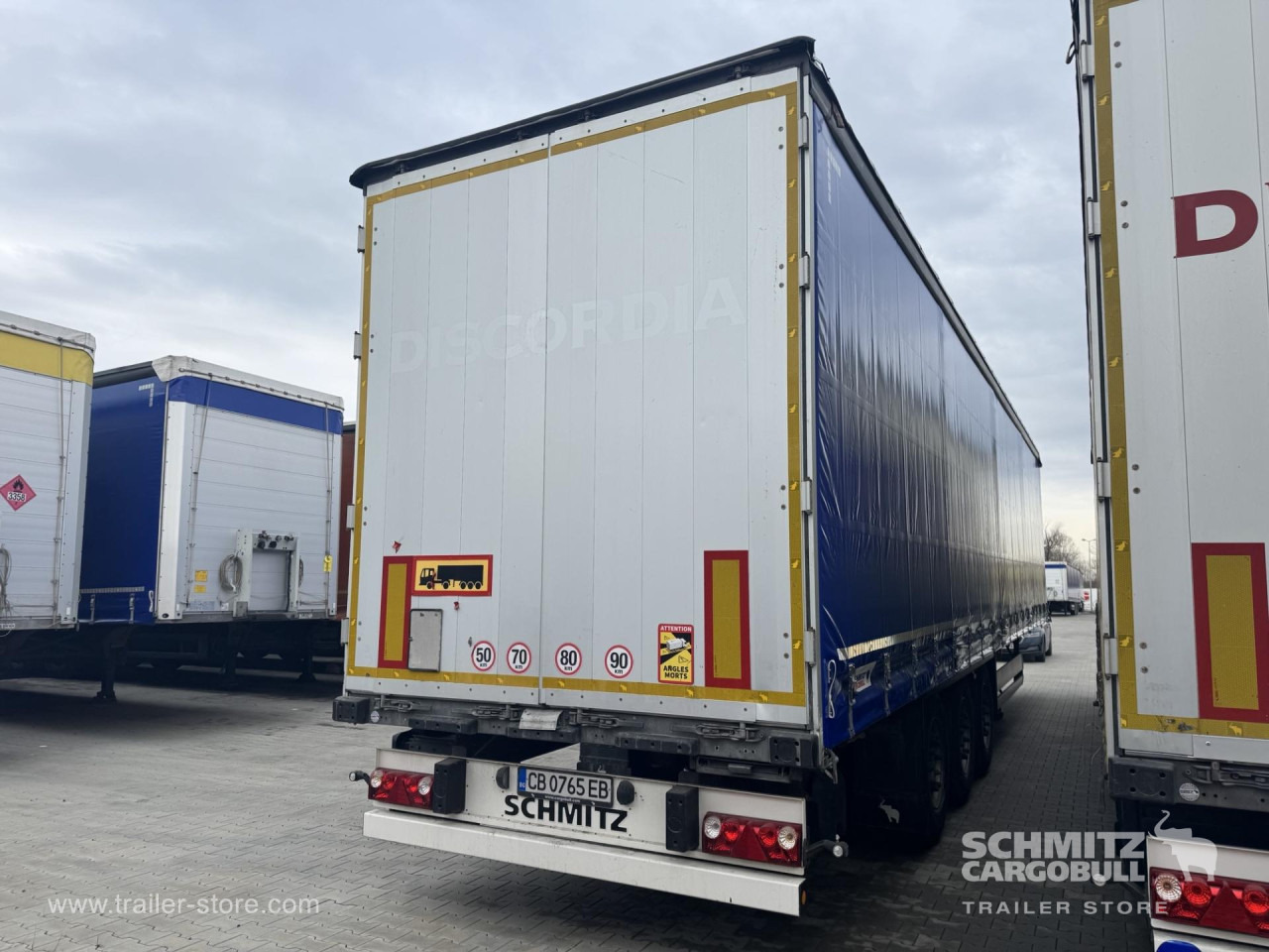 SCHMITZ Curtainsider Standard - Poluprikolica s ceradom: slika SCHMITZ Curtainsider Standard - Poluprikolica s ceradom SCHMITZ Curtainsider Standard - Poluprikolica s ceradom: slika SCHMITZ Curtainsider Standard - Poluprikolica s ceradom