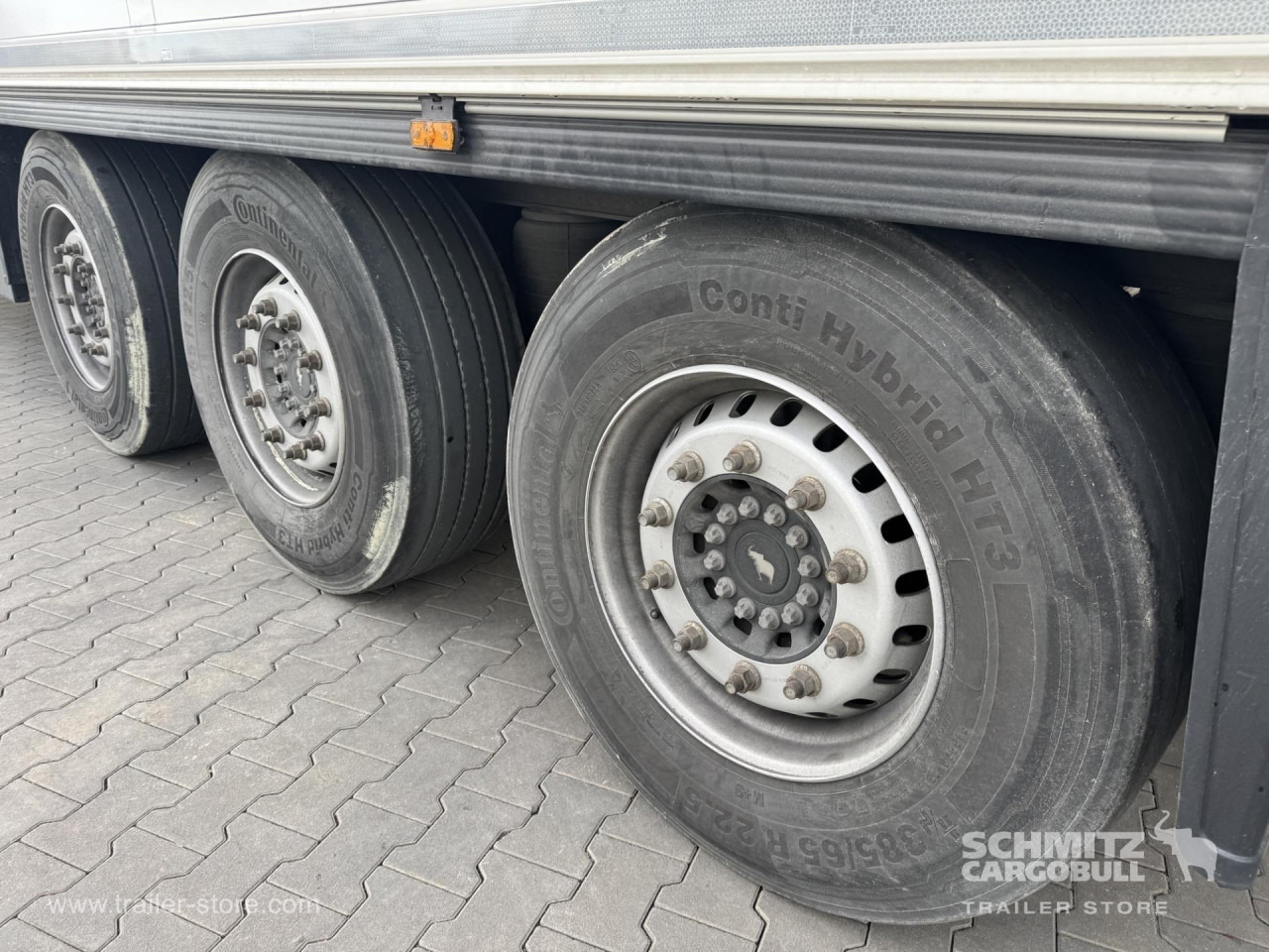 SCHMITZ Reefer Standard Double deck - Izotermna poluprikolica: slika SCHMITZ Reefer Standard Double deck - Izotermna poluprikolica SCHMITZ Reefer Standard Double deck - Izotermna poluprikolica: slika SCHMITZ Reefer Standard Double deck - Izotermna poluprikolica
