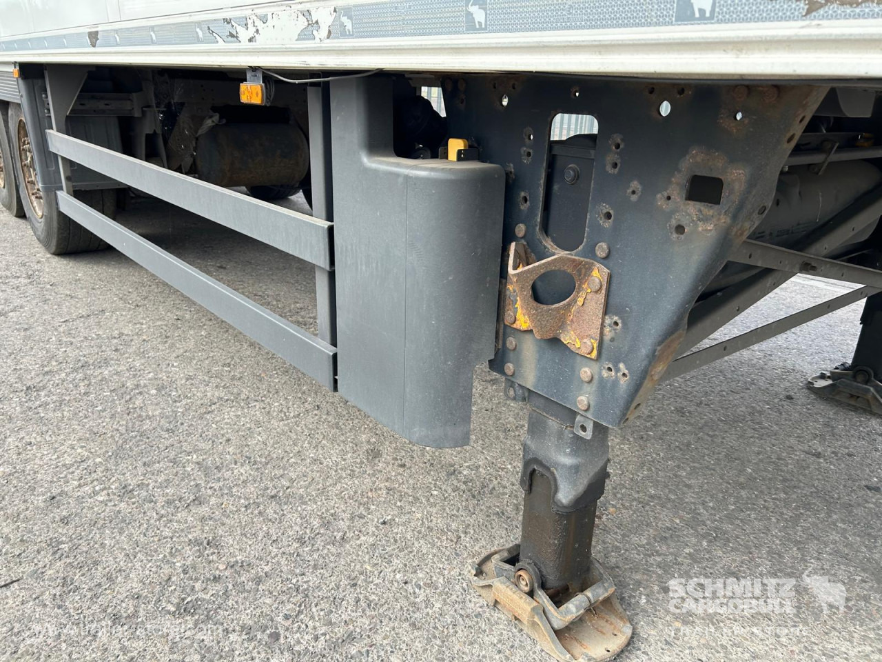 SCHMITZ Reefer Multitemp - Izotermna poluprikolica: slika SCHMITZ Reefer Multitemp - Izotermna poluprikolica SCHMITZ Reefer Multitemp - Izotermna poluprikolica: slika SCHMITZ Reefer Multitemp - Izotermna poluprikolica