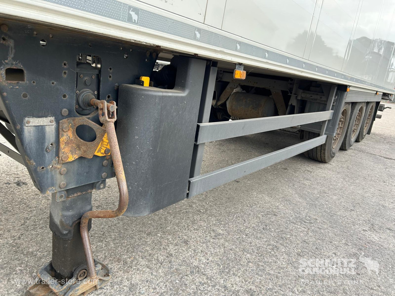 SCHMITZ Reefer Multitemp - Izotermna poluprikolica: slika SCHMITZ Reefer Multitemp - Izotermna poluprikolica SCHMITZ Reefer Multitemp - Izotermna poluprikolica: slika SCHMITZ Reefer Multitemp - Izotermna poluprikolica