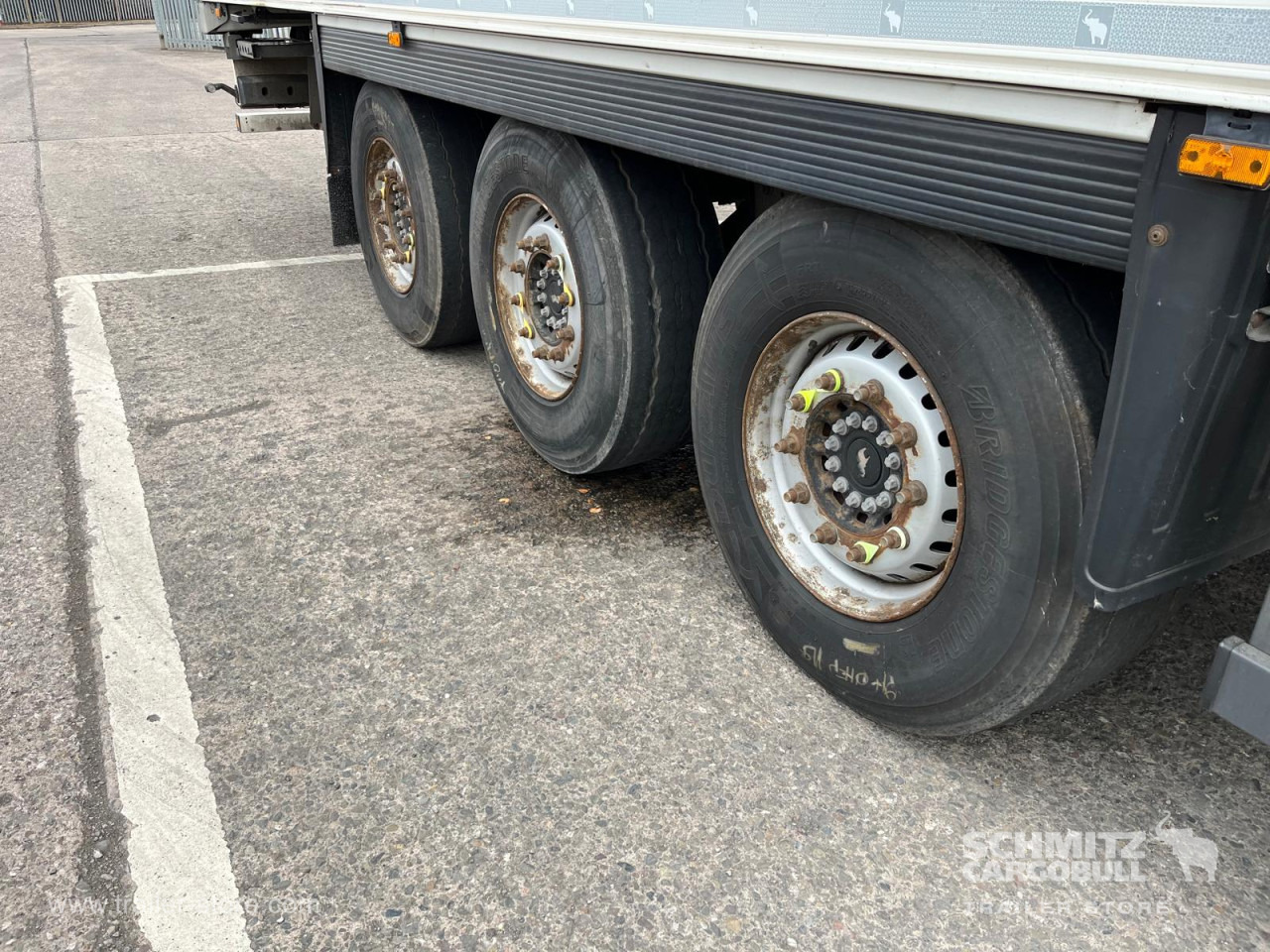 SCHMITZ Reefer Multitemp - Izotermna poluprikolica: slika SCHMITZ Reefer Multitemp - Izotermna poluprikolica SCHMITZ Reefer Multitemp - Izotermna poluprikolica: slika SCHMITZ Reefer Multitemp - Izotermna poluprikolica