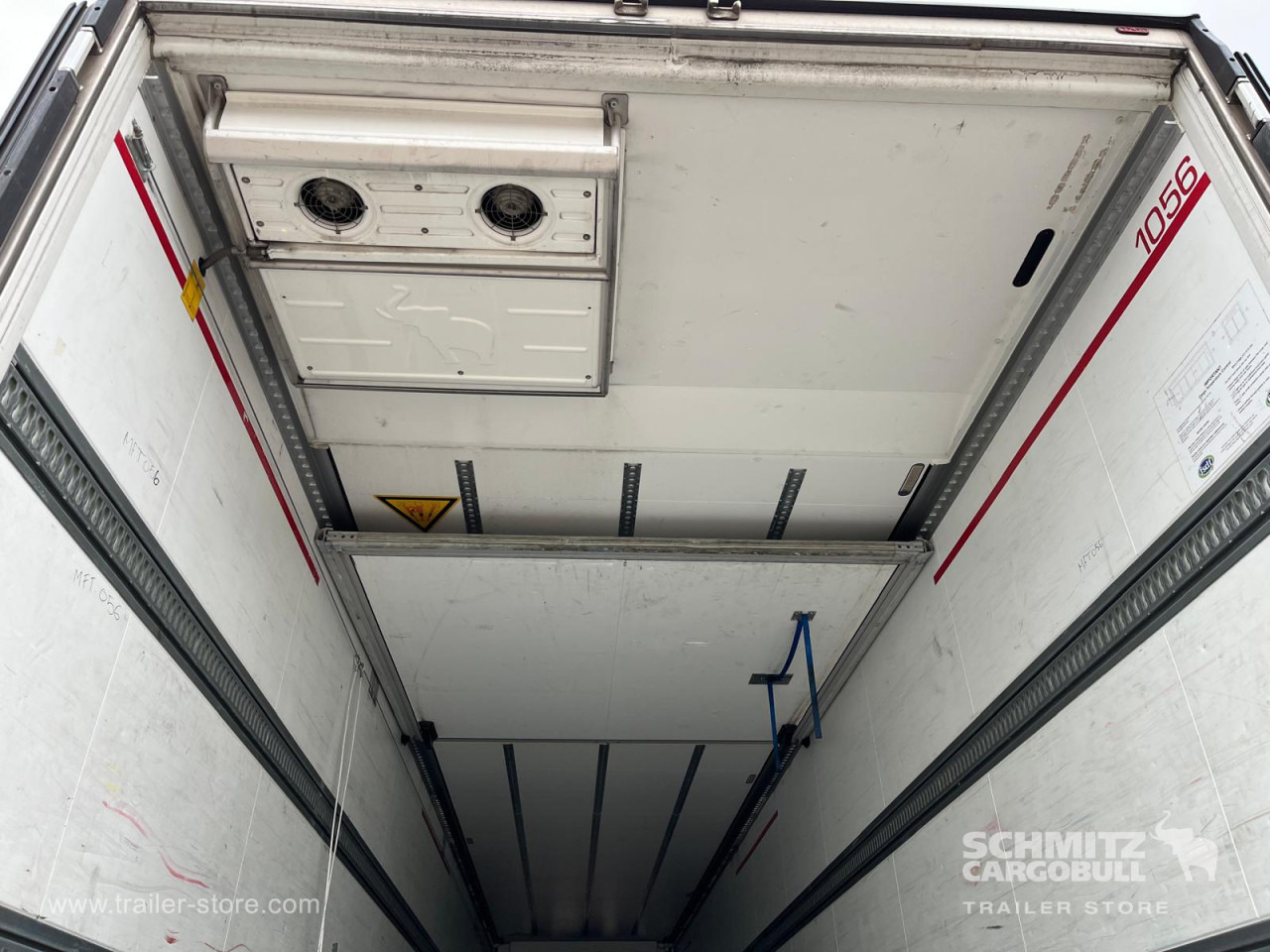 SCHMITZ Reefer Multitemp - Izotermna poluprikolica: slika SCHMITZ Reefer Multitemp - Izotermna poluprikolica SCHMITZ Reefer Multitemp - Izotermna poluprikolica: slika SCHMITZ Reefer Multitemp - Izotermna poluprikolica