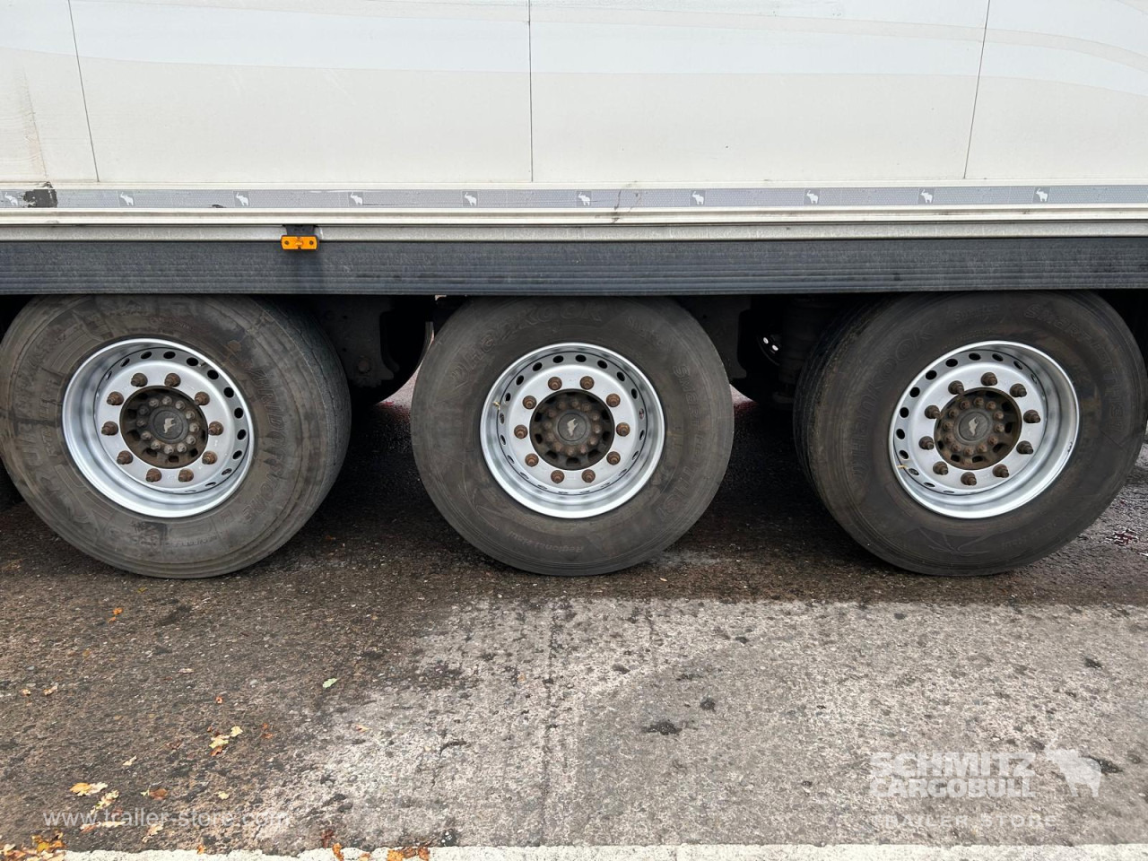 SCHMITZ Reefer Standard - Izotermna poluprikolica: slika SCHMITZ Reefer Standard - Izotermna poluprikolica SCHMITZ Reefer Standard - Izotermna poluprikolica: slika SCHMITZ Reefer Standard - Izotermna poluprikolica