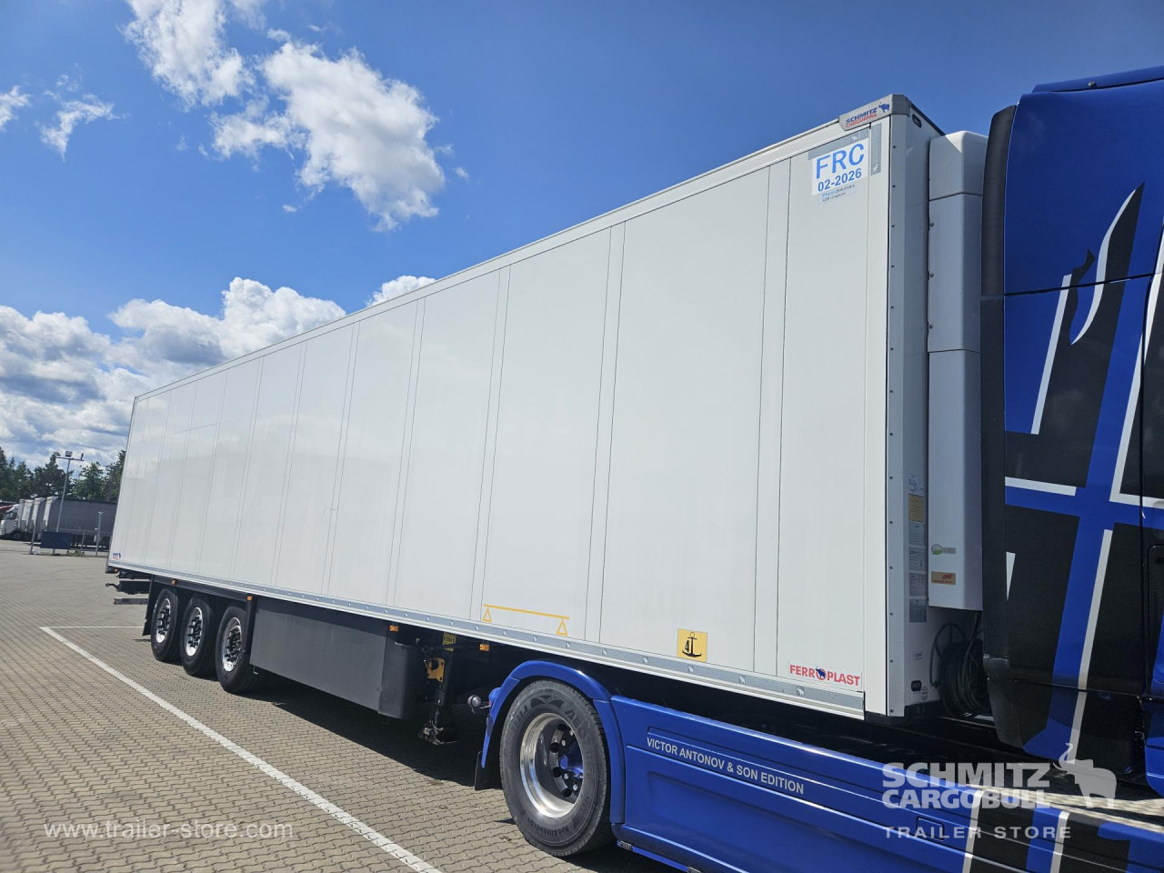 SCHMITZ Reefer Multitemp Double deck - Izotermna poluprikolica: slika SCHMITZ Reefer Multitemp Double deck - Izotermna poluprikolica SCHMITZ Reefer Multitemp Double deck - Izotermna poluprikolica: slika SCHMITZ Reefer Multitemp Double deck - Izotermna poluprikolica