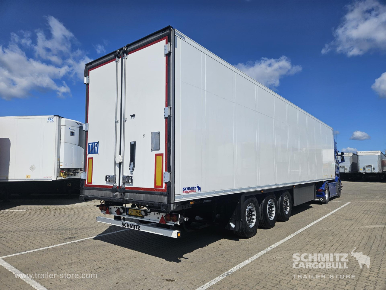 SCHMITZ Reefer Multitemp Double deck - Izotermna poluprikolica: slika SCHMITZ Reefer Multitemp Double deck - Izotermna poluprikolica SCHMITZ Reefer Multitemp Double deck - Izotermna poluprikolica: slika SCHMITZ Reefer Multitemp Double deck - Izotermna poluprikolica