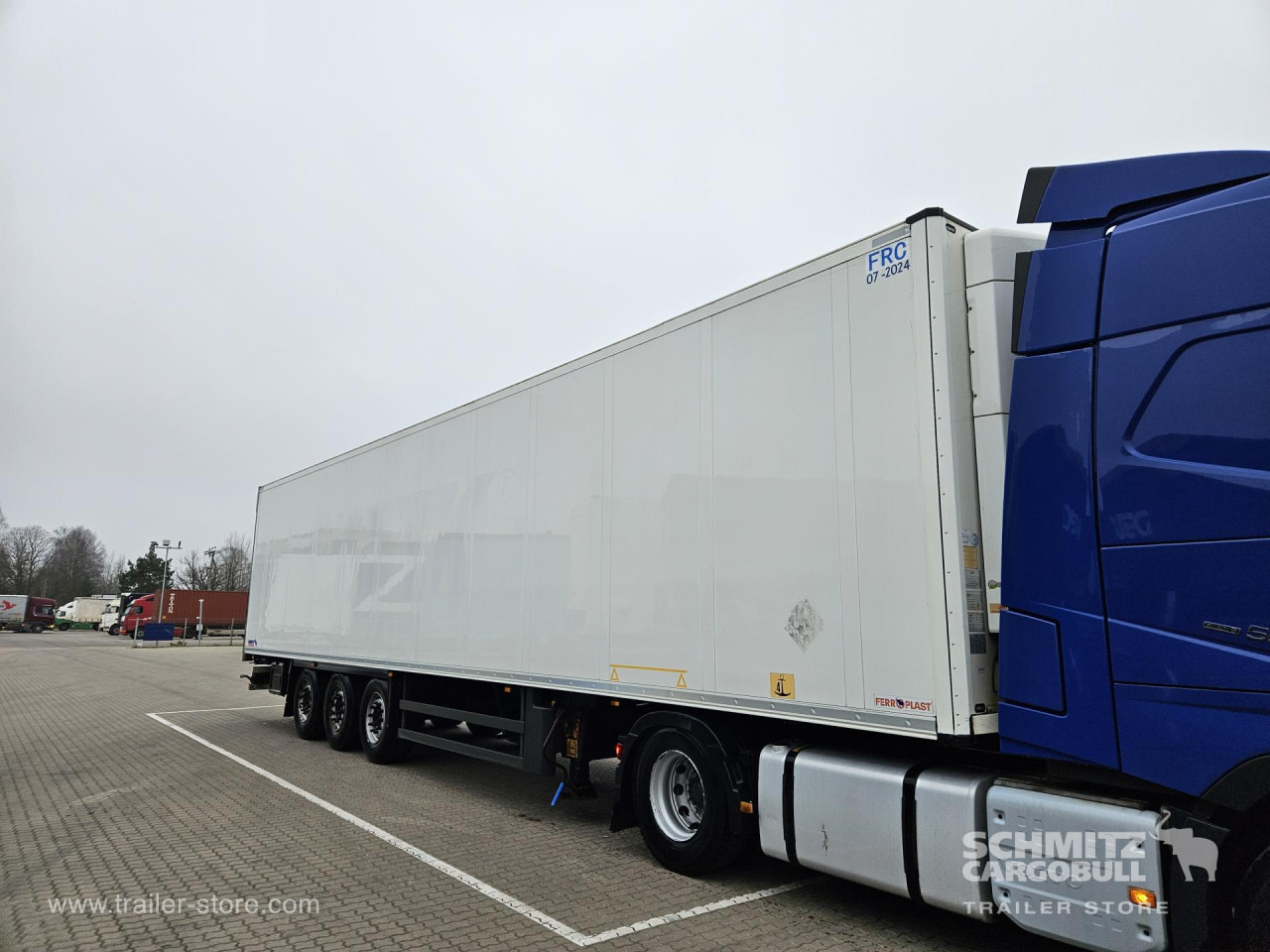 SCHMITZ Reefer Standard Double deck - Izotermna poluprikolica: slika SCHMITZ Reefer Standard Double deck - Izotermna poluprikolica SCHMITZ Reefer Standard Double deck - Izotermna poluprikolica: slika SCHMITZ Reefer Standard Double deck - Izotermna poluprikolica