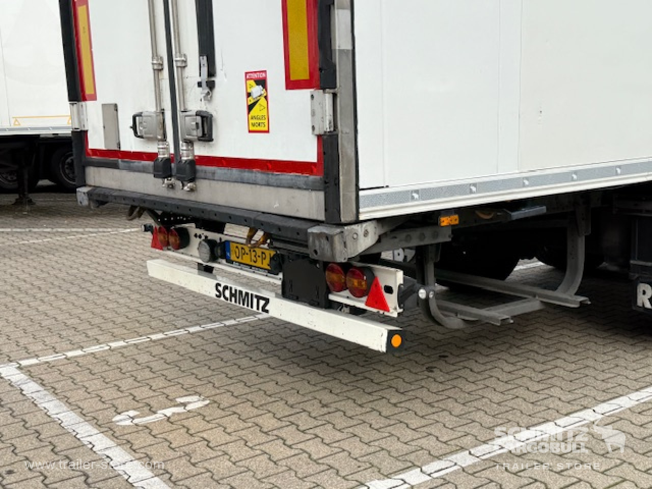 SCHMITZ Oplegger Vries Standard - Izotermna poluprikolica: slika SCHMITZ Oplegger Vries Standard - Izotermna poluprikolica SCHMITZ Oplegger Vries Standard - Izotermna poluprikolica: slika SCHMITZ Oplegger Vries Standard - Izotermna poluprikolica