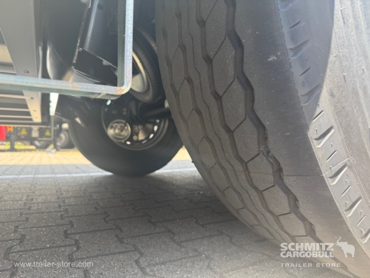 SCHMITZ Oplegger Vries Standard Taillift - Izotermna poluprikolica: slika SCHMITZ Oplegger Vries Standard Taillift - Izotermna poluprikolica SCHMITZ Oplegger Vries Standard Taillift - Izotermna poluprikolica: slika SCHMITZ Oplegger Vries Standard Taillift - Izotermna poluprikolica